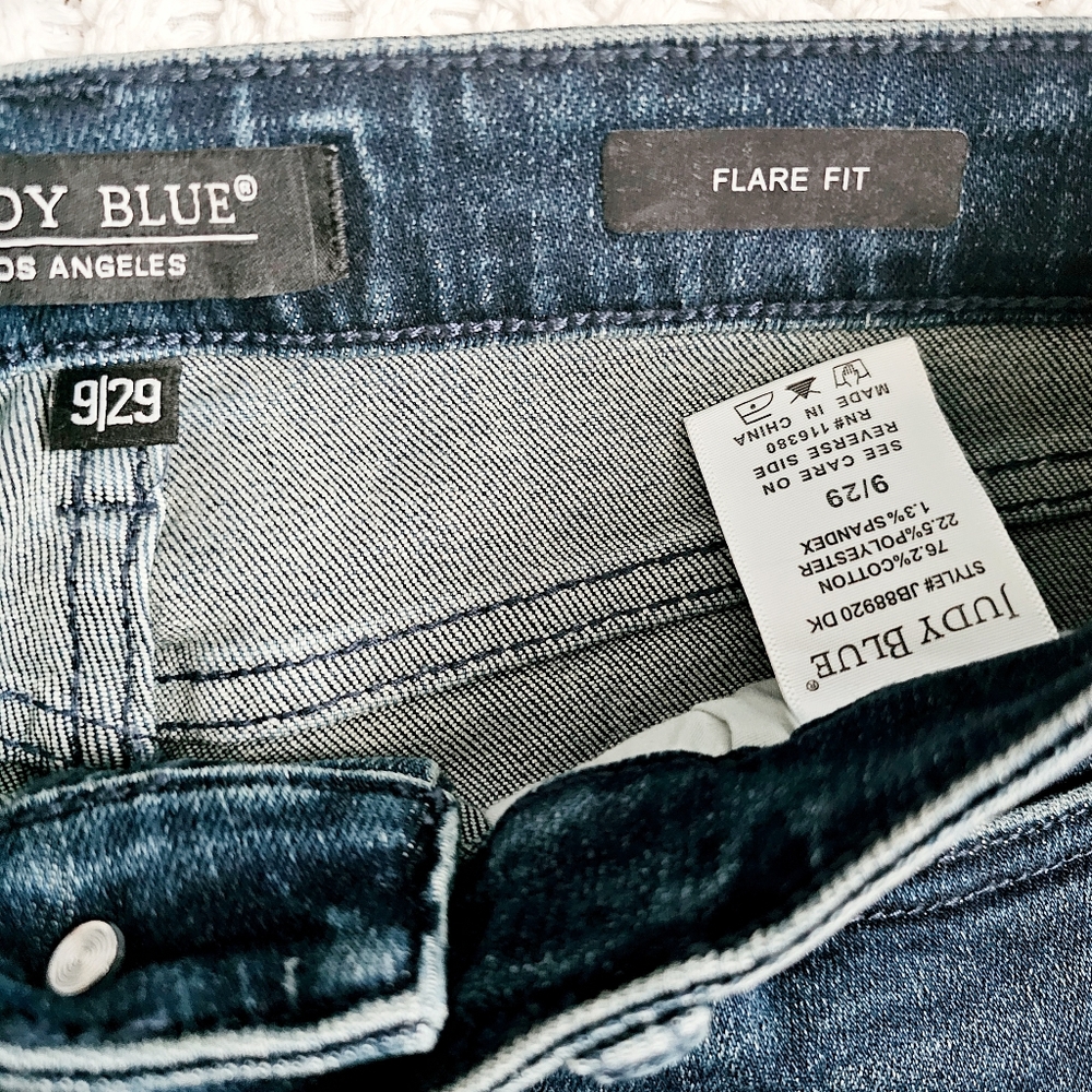 Judy Blue High Rise Dark Wash Rhinestone Side Panel Flare Jeans Raw Hem 9/29 NEW - Picture 13 of 14